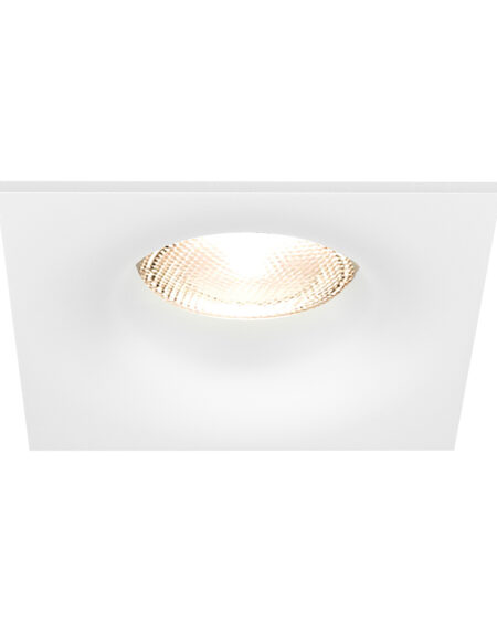 BRY-TETRA-D-SQR-WHT-SPOTLIGHT