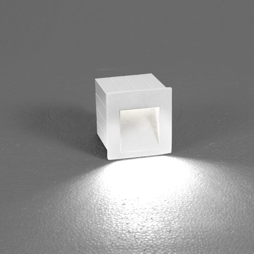 Ugradna zidna lampa STEP  LED WHITE